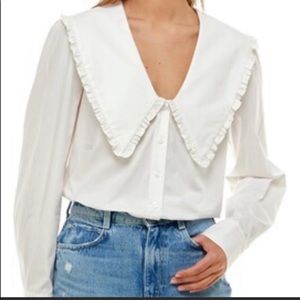 WAYF Esther collar blouse. Peter Pan / pilgrim collar.